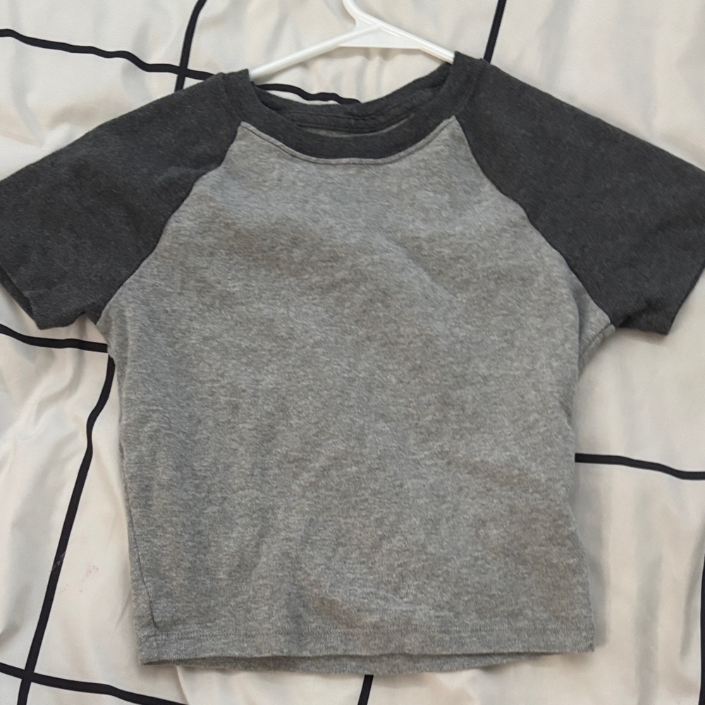 Hollister Gray and Black Women’s crop top XS